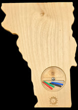 Load image into Gallery viewer, Vermont state shaped Shanghai Rummy back showing pegs storage solution.
